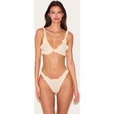 Gula Underklädesset PrettyLittleThing Lemon Woven Frill Triangle Lingerie Set