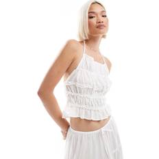 Stradivarius Gräddvit Crop Top Med Rysch Och Halterneck - Naturlig