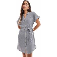 Vero Moda Vita Klänningar Vero Moda Skjortklänning I Minilängd Med Fickor - Marinblå