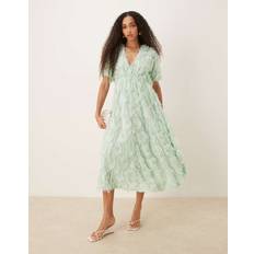 Y.A.S Textured V Neck Midi Dress - Mist Green