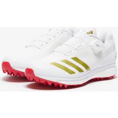 Boost Cricket Spikes 22YDS