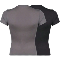 Shein Stücke einfarbiges Crop Rundhals T-Shirt