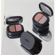 Novo Flowing Dreamy Two-Color Eyeshadow - Mint Plaster