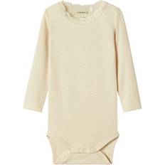 Återvunna material Bodys Name It Nbftimian Body - Summer Sand