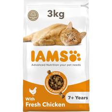 Pets IAMS Complete Dry Cat Food for Senior 7+ Cats with Chicken 3 kg