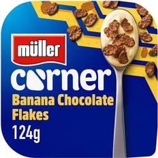 Muller Corner Banana Yogurt with Chocolate Flakes 124g