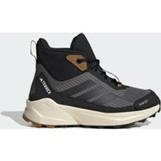 Adidas 32 Vandresko adidas Terrex Trailmaker 2 Mid Rain.Rdy Vandresko - Grey Six/Core Black/Bronze Strata