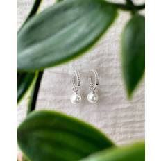 Snö of Sweden Silverpläterad Örhängen Snö of Sweden Core Pearl Ring Ear - Silver/White