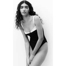 H&M High Leg Badedrakt - Dame