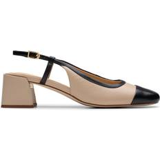 Dame Mokkasiner på tilbud Clarks Nyta45 Sling Lædersko Spænder Casual - Beige