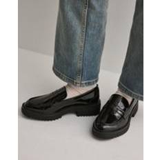 Chunky Classic Loafer - Musta