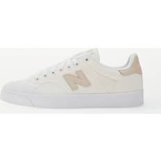 New Balance Stof Sneakers New Balance Sneakers 100 - Oyster White
