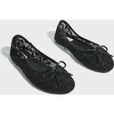 Nelly Rounded Lace Ballerina - Musta