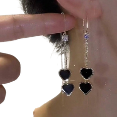 Shein 2pcs Heart Shaped Queen Of Spades Tassel Earrings, Black Elegant And Versatile Ear Pendant For Women