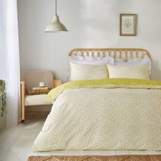 Dunelm Annie Floral 144 Thread Count Duvet Cover Set Bed Linen Yellow (260x220cm)
