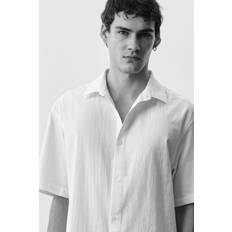 H&M Men Shirts H&M Regular Fit Textured Shirt - White