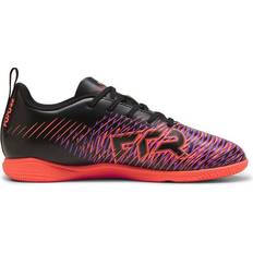 Black Football Shoes Puma Future 8 Play IT Futsal Shoes Teenagers - Black/White/Glowing Red