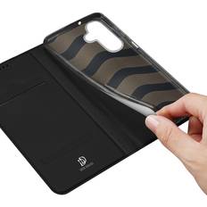 Dux ducis Skin Pro Series iPhone 16e Sort