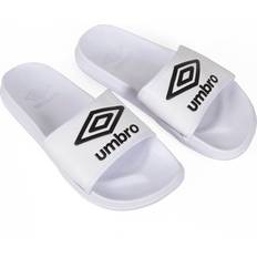 Unisex - Vita Innetofflor Umbro Core Slippers Sandaler och Tofflor - White