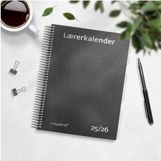 Mayland Studie Lærerkalender A5 Matsort Genbrugskarton 2025/2026