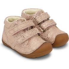 Bundgaard petit strap Bundgaard Lauflernschuh Petit Strap Dark Rose Schuhe