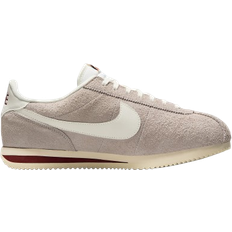 Nike Cortez SE Suede M - College Grey/Dark Team Red/Coconut Milk/Sail