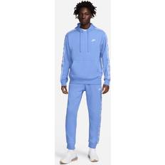 Nike Blue Suits Nike Hoodie Club Fleece - Bleu