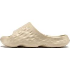 New Balance Beige Slippers & Sandals New Balance Hup Slide - Beige