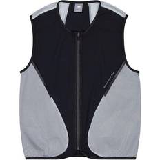 New Balance Vests New Balance Vest With Mesh Pocket - Black