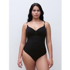Chantelle Nylon Badetøj Chantelle Icon Covering Underwired Swimsuit - Sort