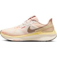 Nike Structure 25 Sail Magic Ember - Beige