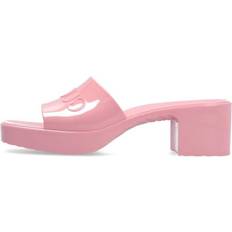 Gucci Pink Shoes Gucci Logo Shoe - Pink