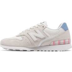 New Balance Gym & Training Shoes New Balance 996 Sports Shoes - Beige/Grey