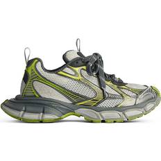Balenciaga Sneakers (800+ products) find prices here »