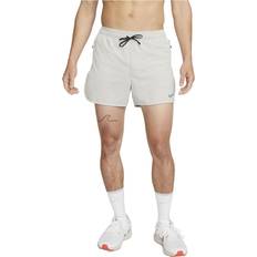 Nike Dri-Fit Stride Running Division Shorts LT Iron ORE - White