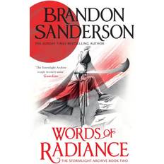 Words of Radiance: The Stormlight Archive Book Two Pocketbok (Häftad, 2024)
