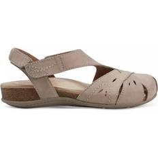 Earth Origins Birdine Women's Taupe/Ivory