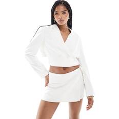 M Blazers Stradivarius Open Back Cropped Blazer - White
