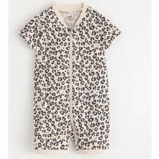 Nattplagg på rea Lindex Pyjamasromper