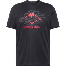 Gang & Vandring - Sort T-shirts Asics Fujitrail Logo SS Top