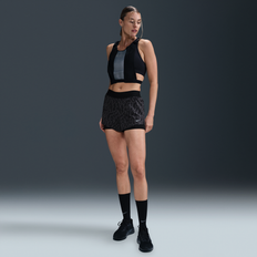 Nike Swift Dri-FIT 2-i-1 Beshorts Med Print Og En Mellemhöj Talje Til Kvinder - Sort