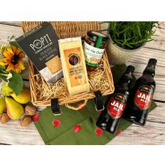 Cheeses Dartmoor Ale Cheese and Chutney Hamper Standard Box