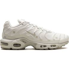 Nike Air Max Plus Sneakers - White