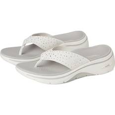 Skechers Flip-Flops Skechers Go Walk Arch Fit 2.0 Sandals - White/Silver