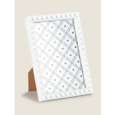 White Injection Beaded 6 x 4 Inch