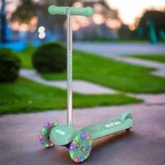 Light-Up Move 'N Groove Scooter Green