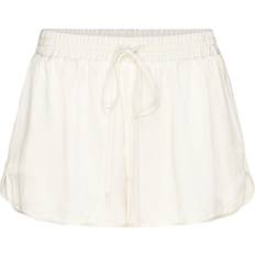 Satin Shorts Monki Ostronvita Löparshorts I Satin Med Uddkant - Rosa