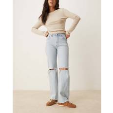 Abercrombie & Fitch Jeans Abercrombie & Fitch 90s Relaxed Jeans With Knee Rip Light Wash Blue