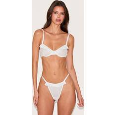 White Lingerie Sets PrettyLittleThing Broderie Frill Underwired Lingerie Set - White