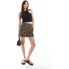 Leopard - Women Shorts Vero Moda Vmjesmilo Touch Shorts - Leopard Print